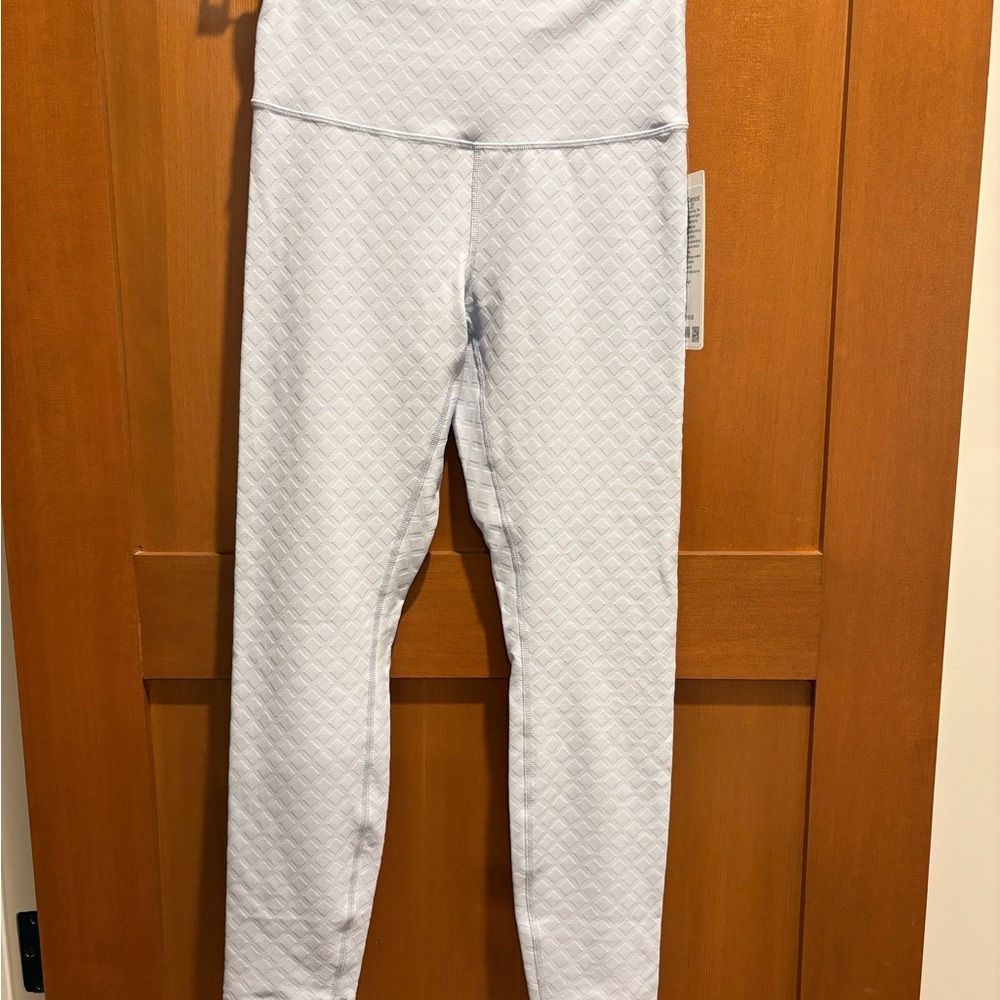 Lululemon Athletica Light Blue Jacquard Diamond Train HR Tight 25” NWT